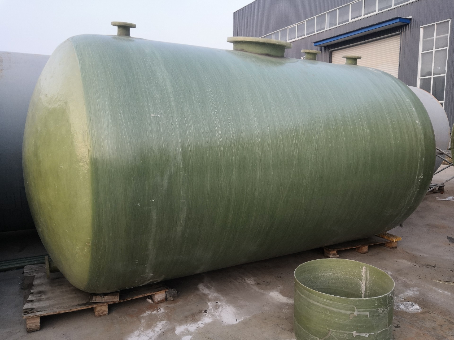 烏魯木齊達(dá)板城運輸罐工程施工廠家-加工安裝定做